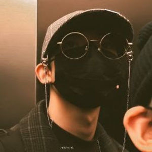 Meet your Posher, Lee